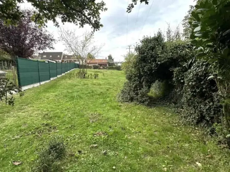 Terrain de 886 m² à Maisnil-lès-Ruitz